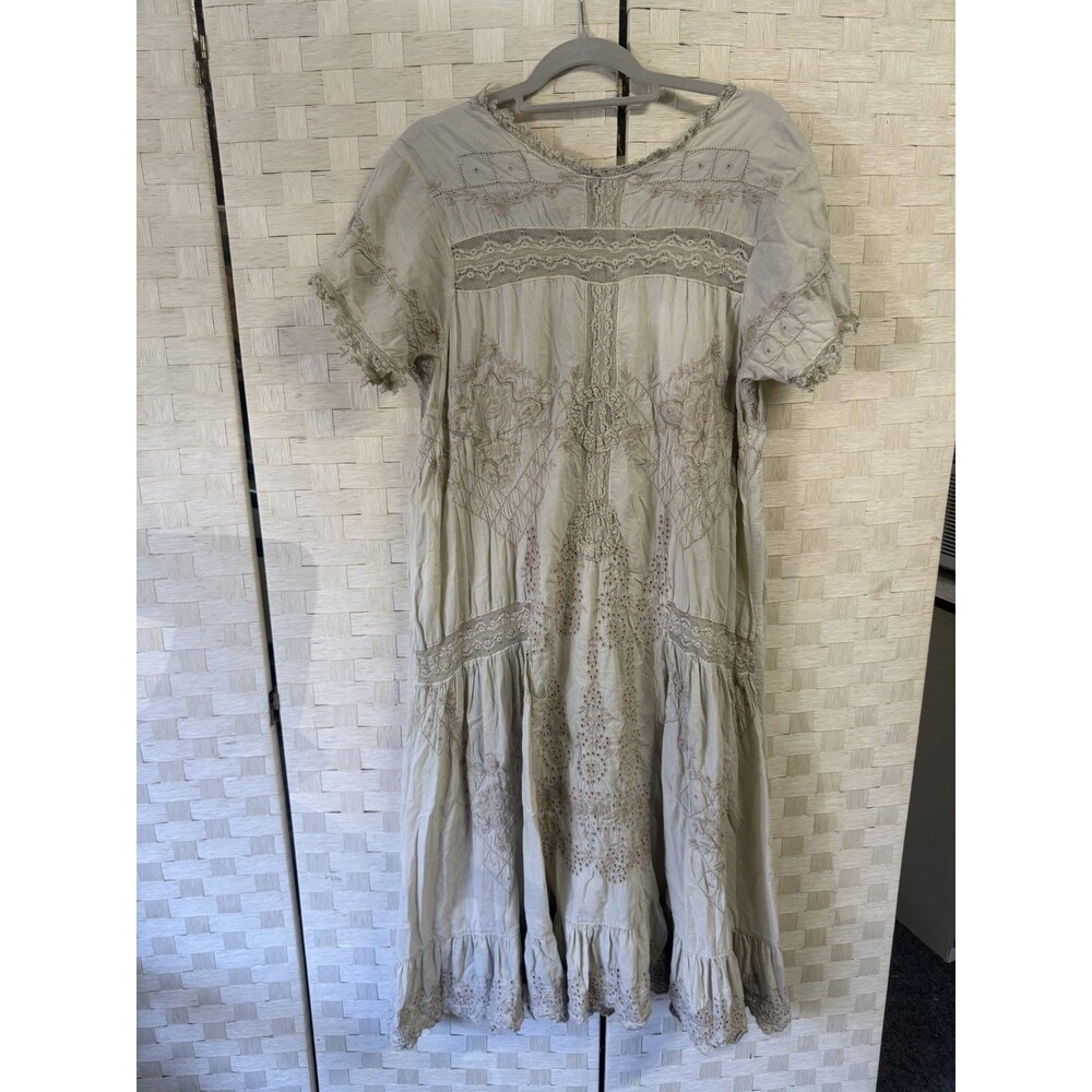 Magnolia Pearl Anna Grace Embroidered Dress NWT OS - Picture 3 of 9